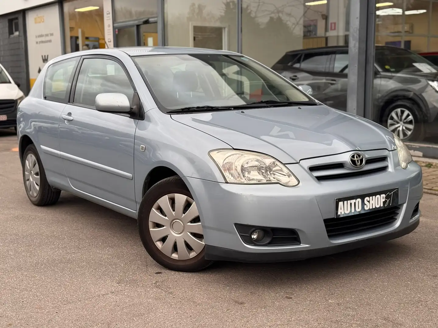 Toyota Corolla 🟩 1.4 ESSENCE 97CV - AIRCO Blau - 1