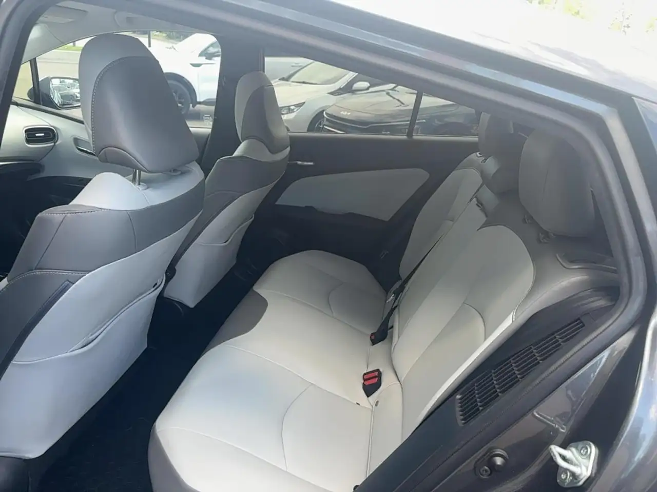 Toyota Prius Prime fotografie Toyota Prius Prime