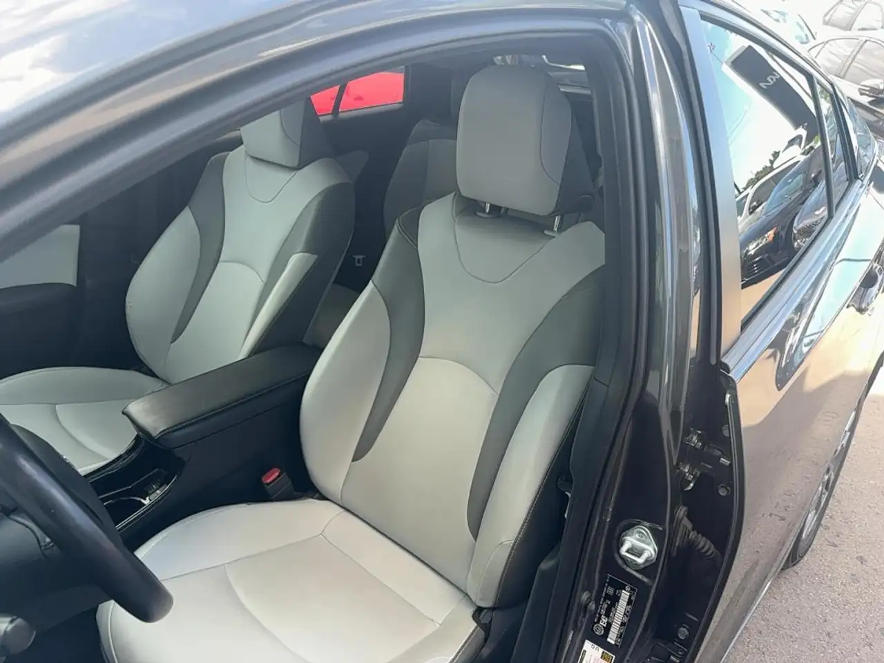 Toyota Prius Prime fotografie Toyota Prius Prime