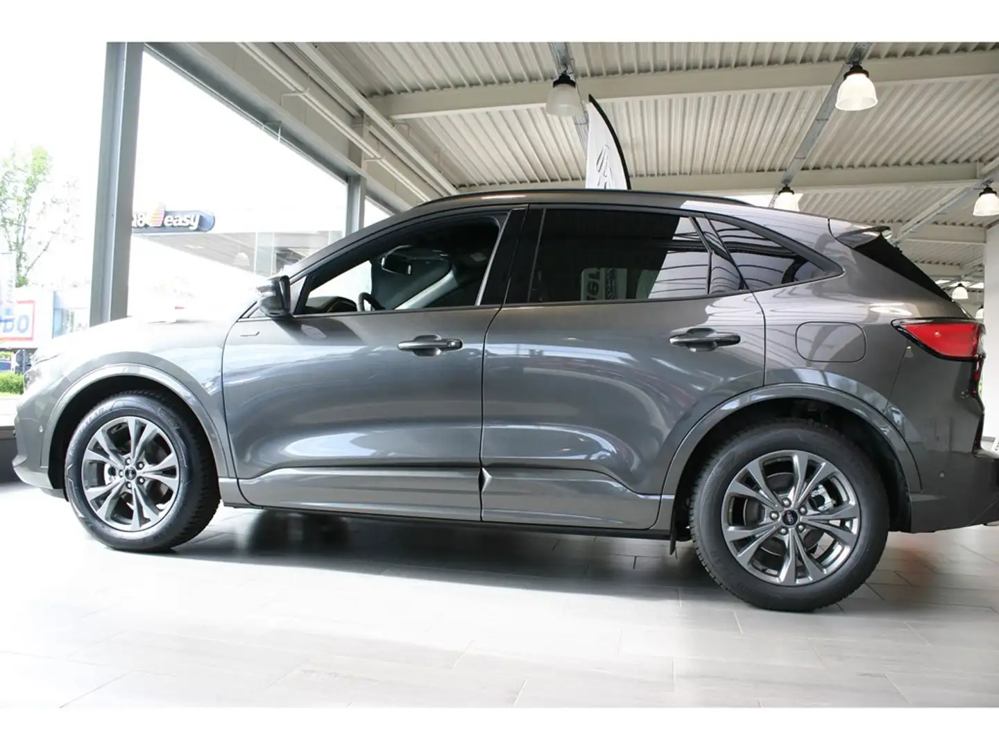 Ford Kuga ST-LINE X 2.0 Ecoblue - Winter + Driver Assistance Grigio - 2