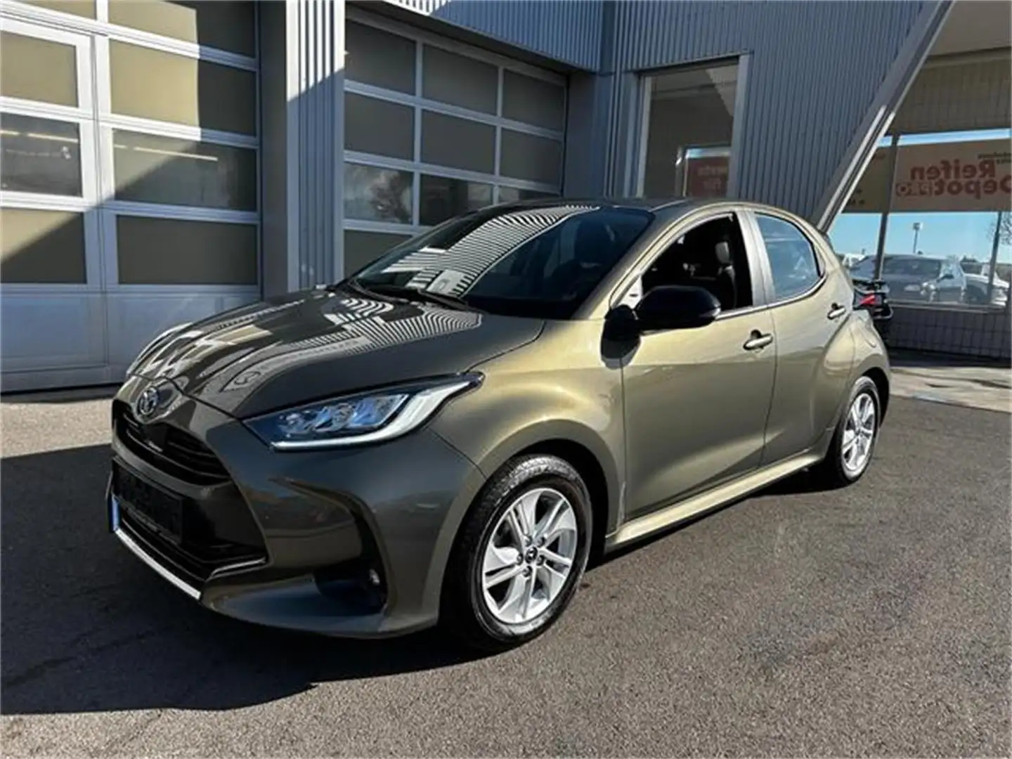 Mazda 2 Hybrid Agile Aut. Vollhybrid Automatik mit Paket Bronze - 1