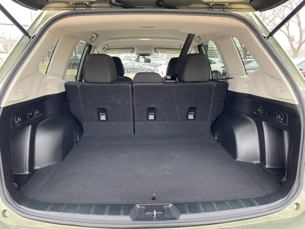 Subaru Forester снимка Subaru Forester