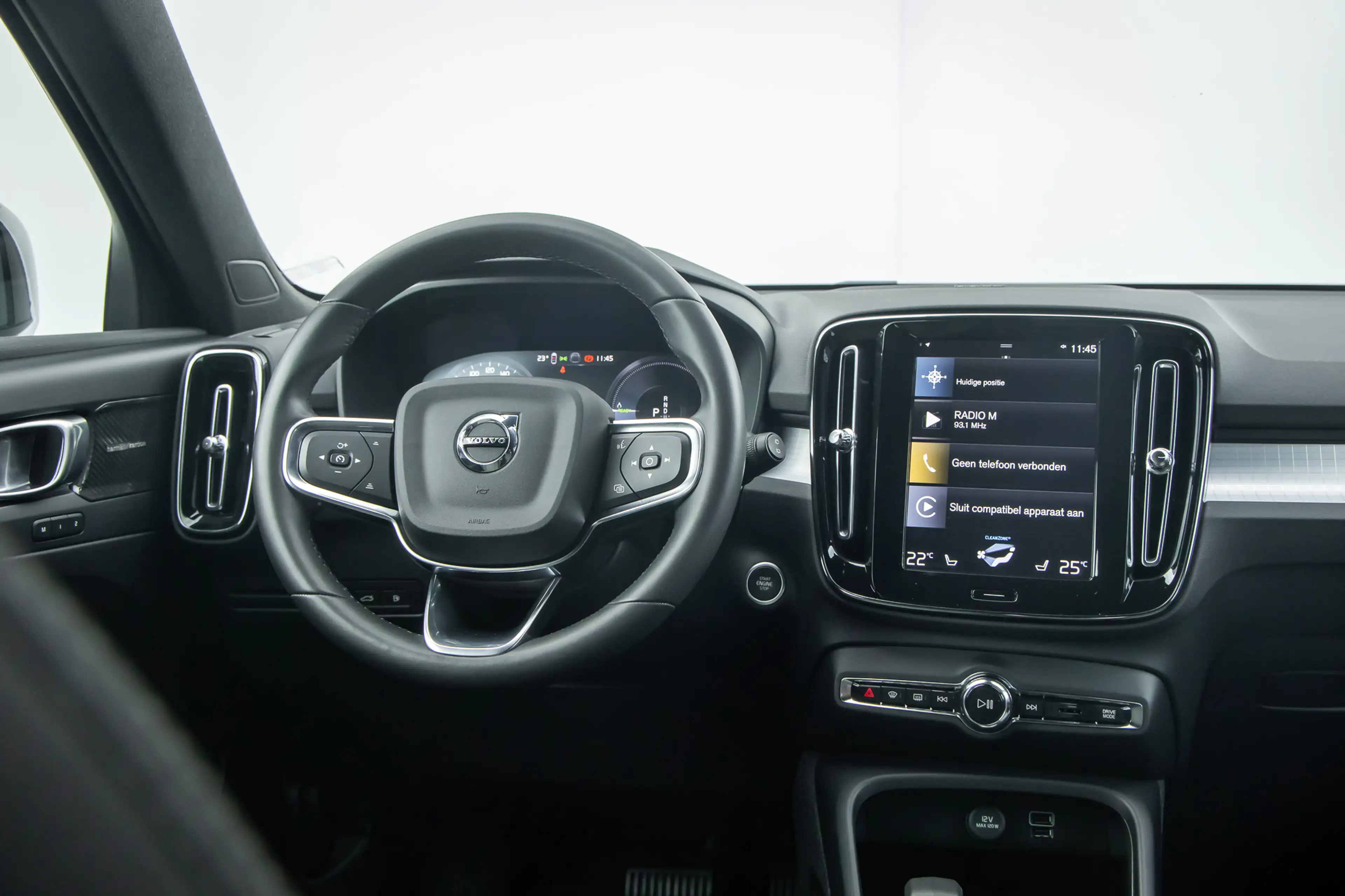 Volvo XC40 1.5 T4 Plus Dark plug in Stoelverwarming | stuurve — photo 8