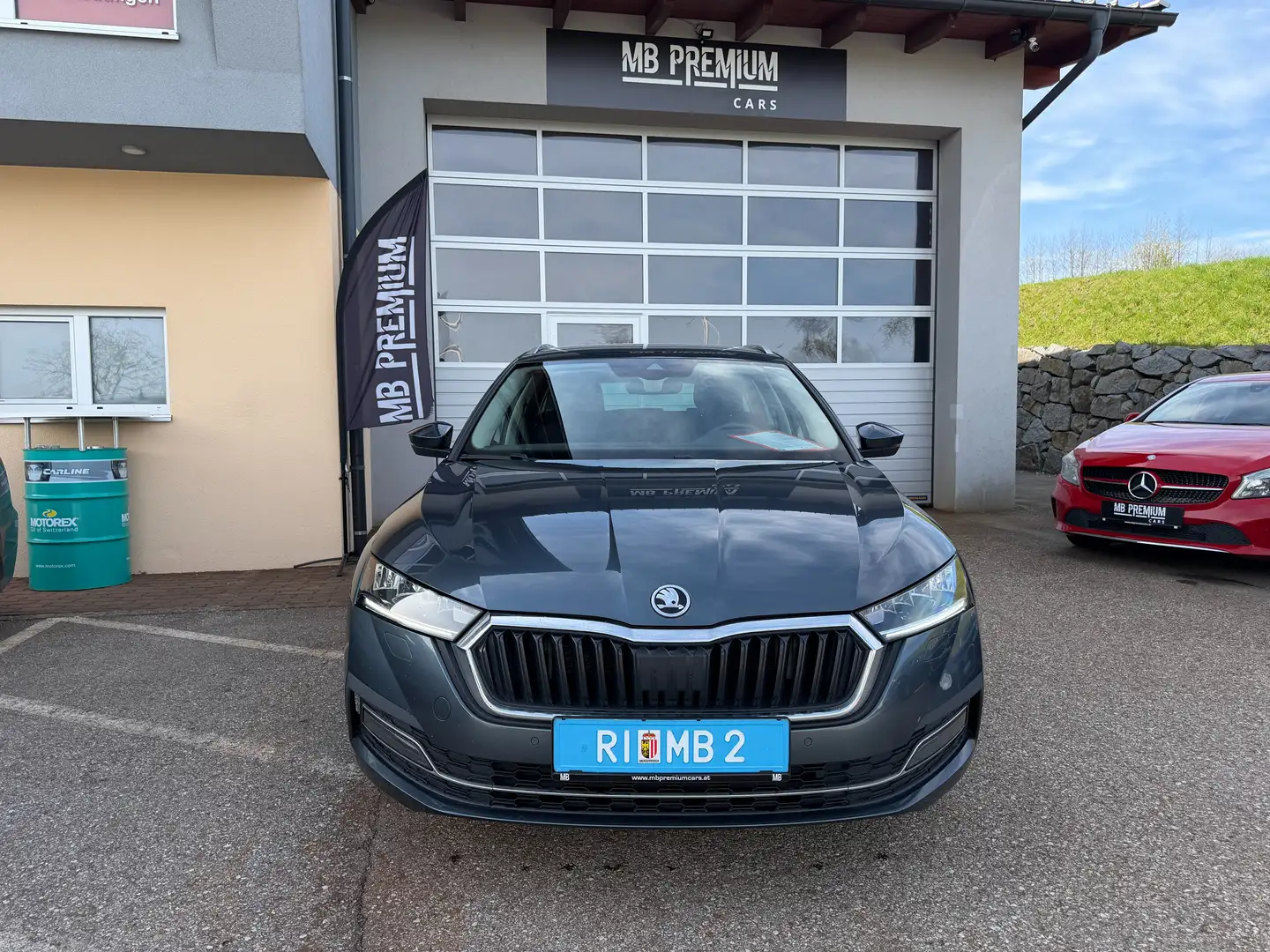 Skoda Octavia Ambition *LED*VIRTUAL*1-BESITZ*AHK* Grau - 2