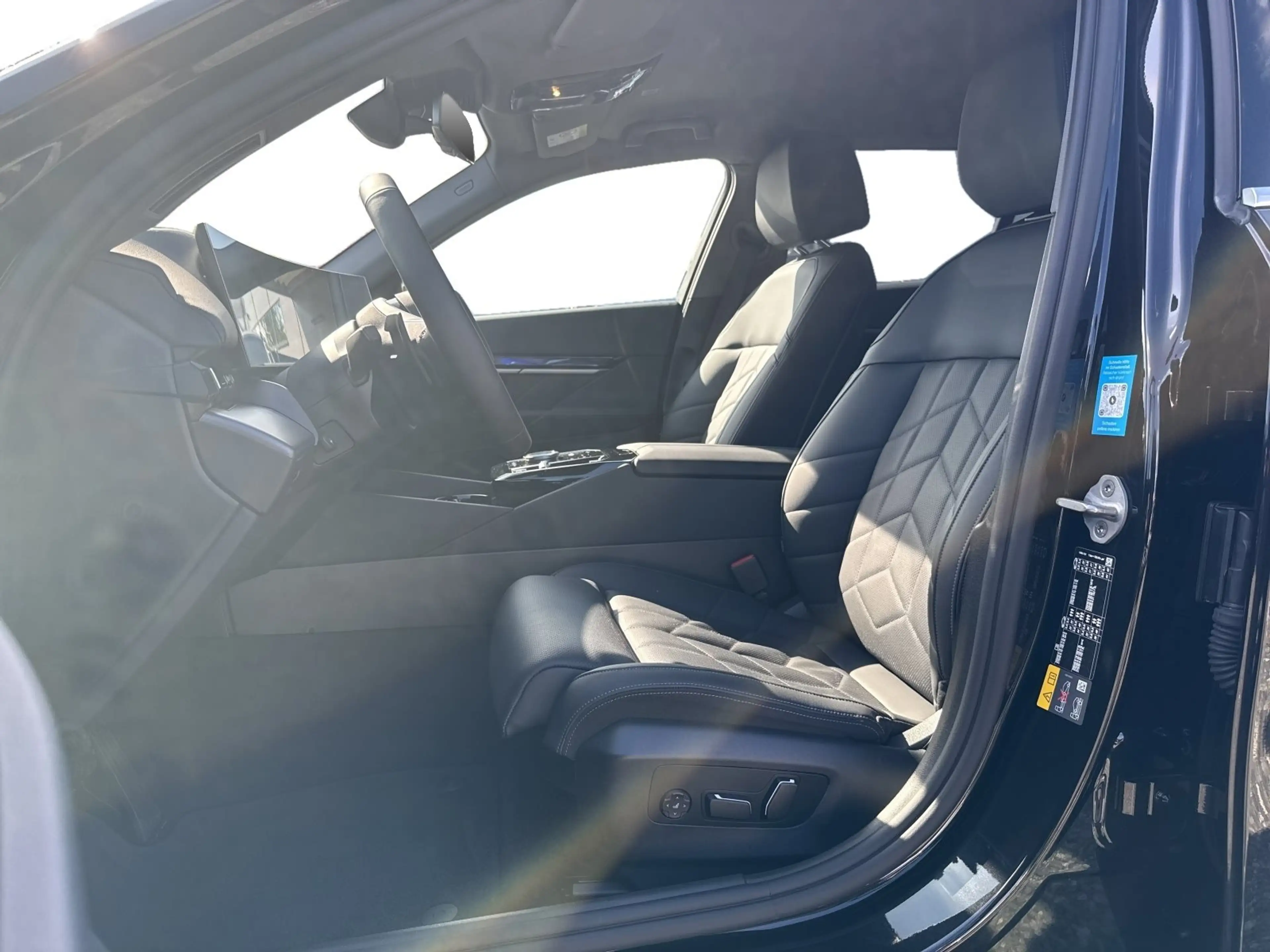 BMW 550 e xDrive Touring 360° HEAD-UP SITZBELÜFT RFK — photo 17