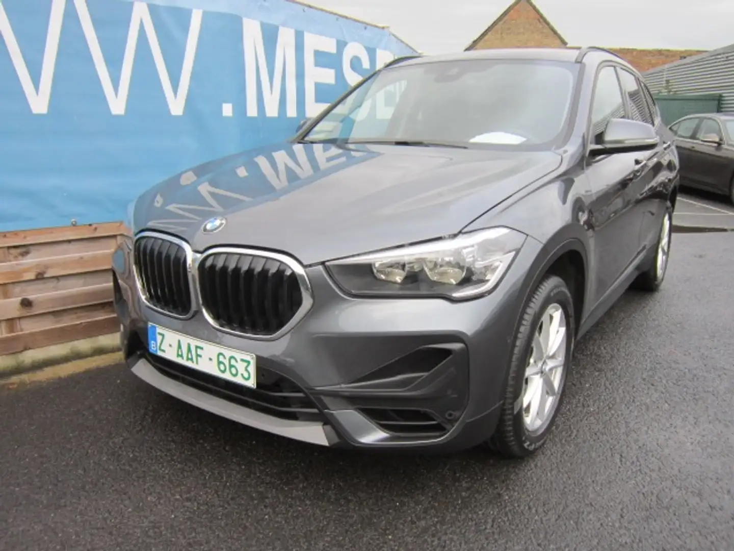 BMW X1 1.8i sDrive PROF NAVI + LEDER + FACELIFT + CAMERA Grijs - 2