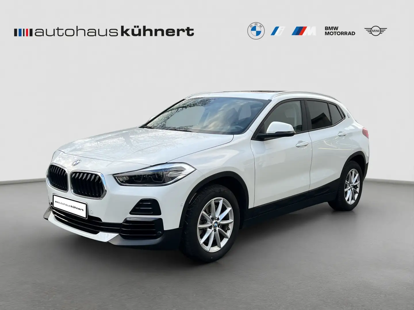 BMW X2 sDrive20i Aut. Advantage LED PanoSD SpurAss Weiß - 1