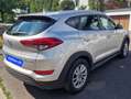 Hyundai TUCSON Tucson 1,7 CRDI Start-Stopp Edition 25 Edition 25 Silber - thumbnail 4