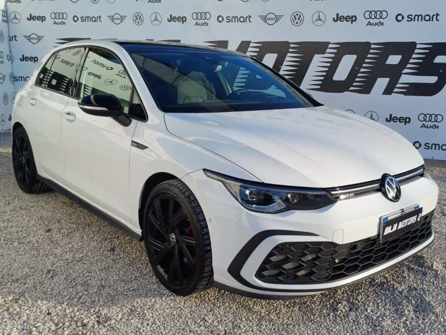 Volkswagen Golf GTD 2.0 TDI DSG 200 CV *TETTO* Bianco - 2
