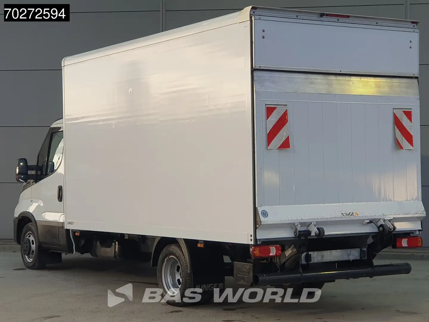 Iveco Daily 35C16 Automaat Laadklep Bakwagen Airco Camera Dubb Wit - 2
