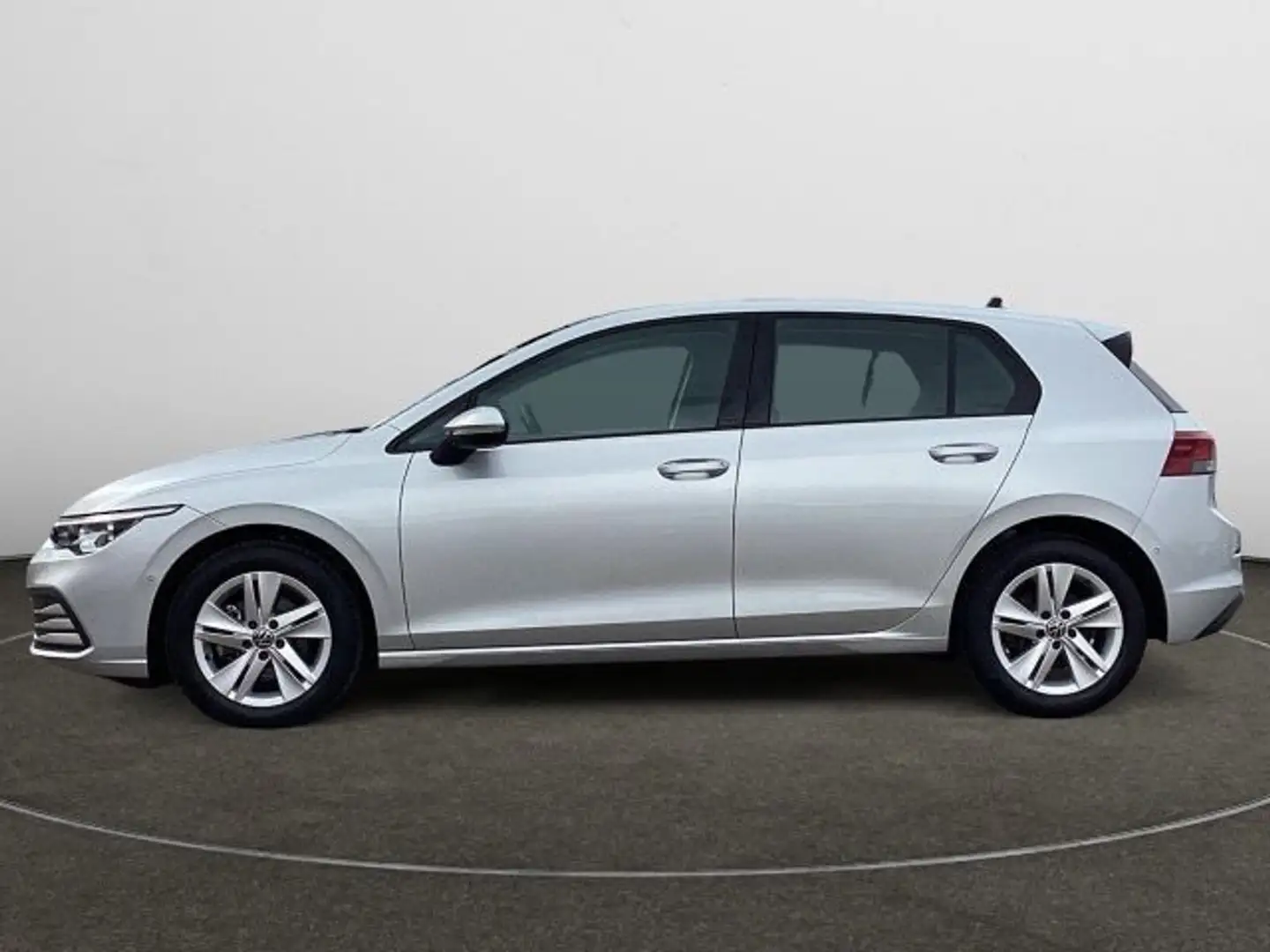 Volkswagen Golf VIII 1.5 eTSI DSG Life Navi,LED Silber - 2