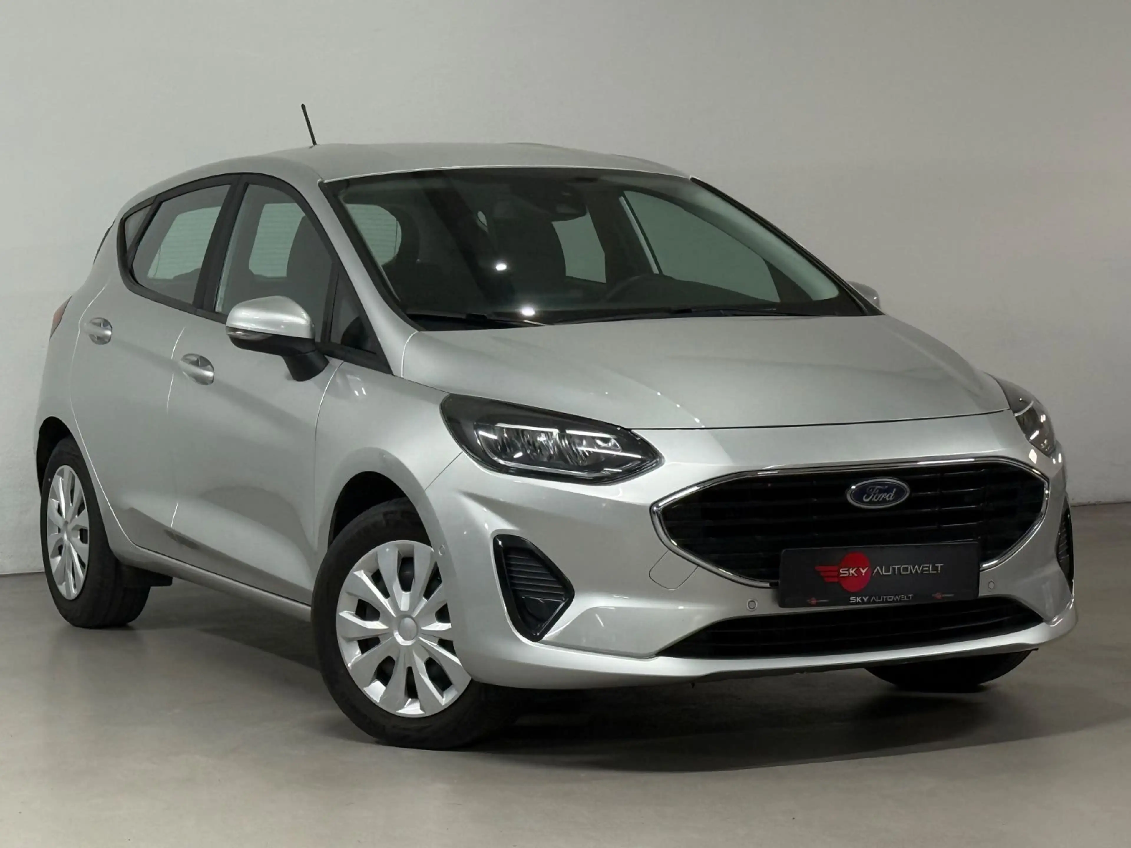 Ford Fiesta Cool & Connect/NAVI/WINTER PAKET/2x PDC — photo 2
