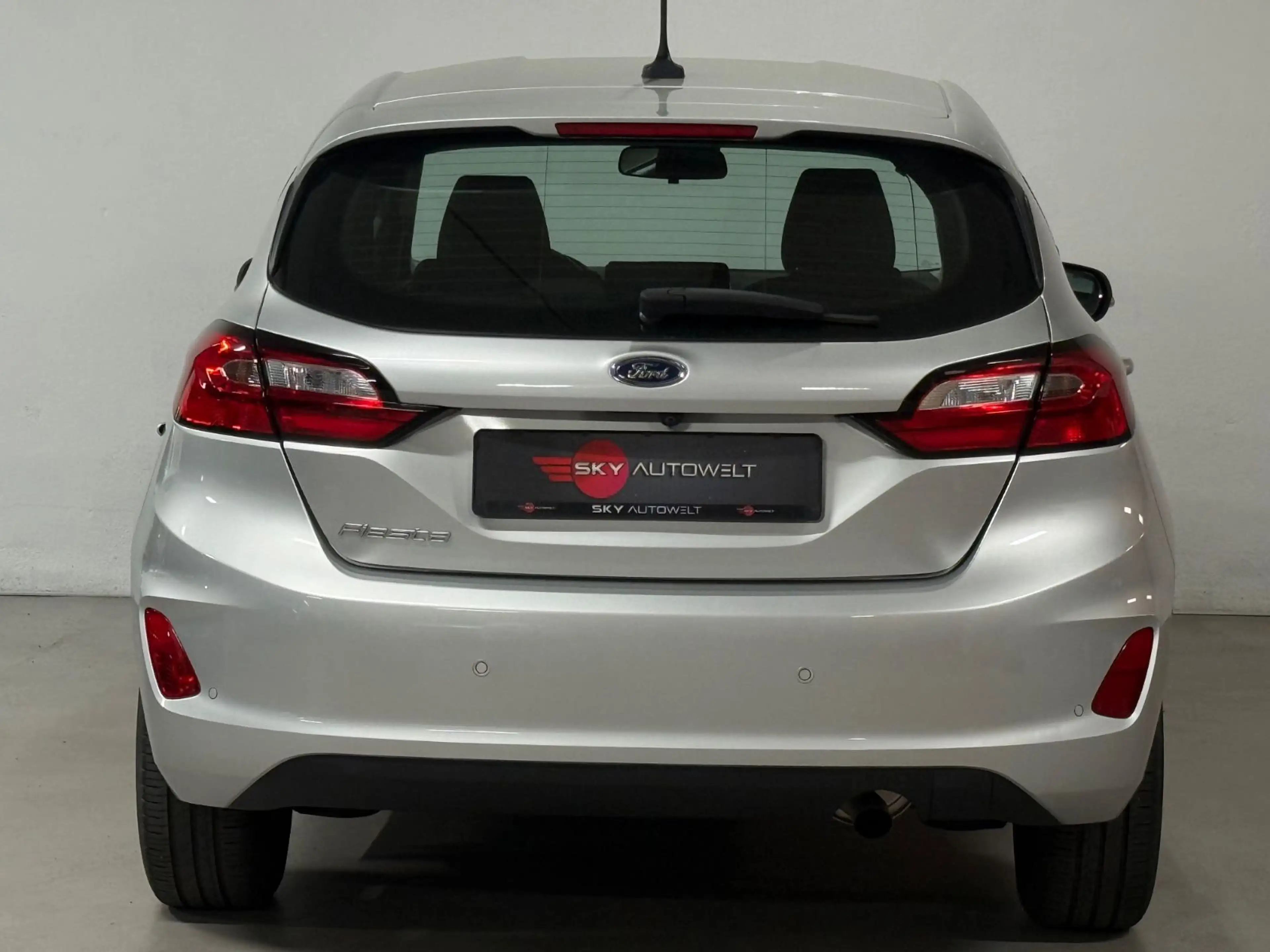 Ford Fiesta Cool & Connect/NAVI/WINTER PAKET/2x PDC — photo 16