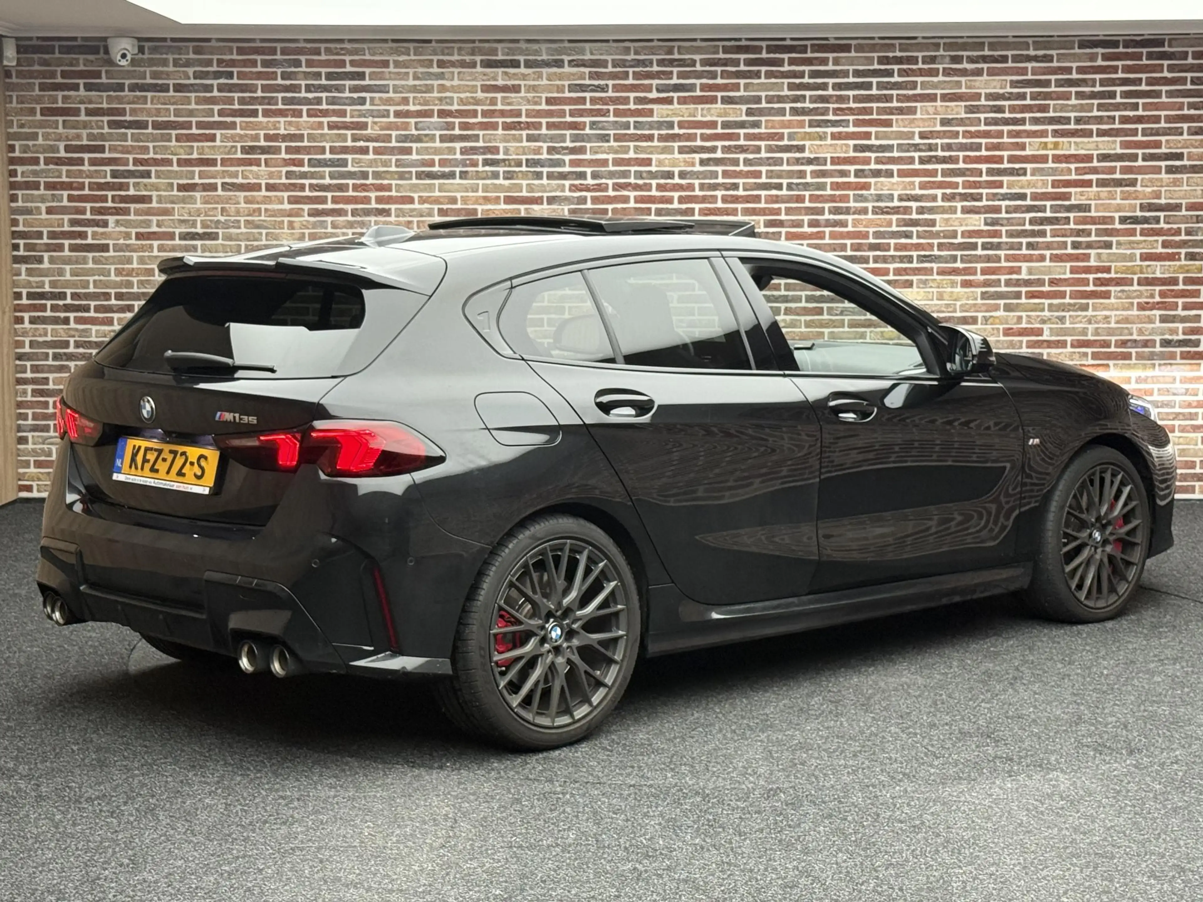 BMW 135 1-serie M135 xDrive M Sport| Pano| head up| — photo 2