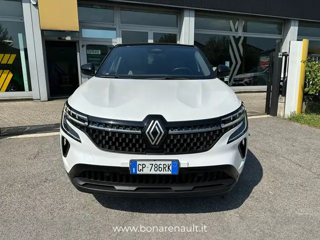 Renault Austral view 2