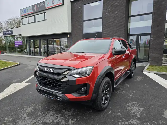 Isuzu D-Max V-CROSS ROLLCOVER DEMO