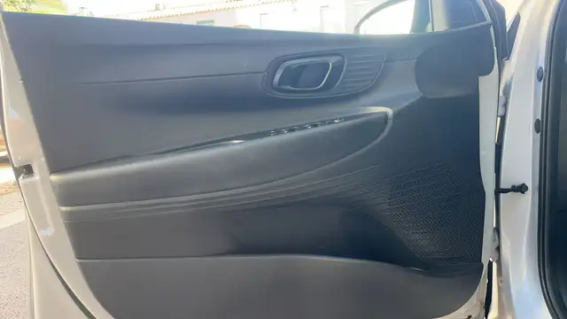 Hyundai i20 view 7
