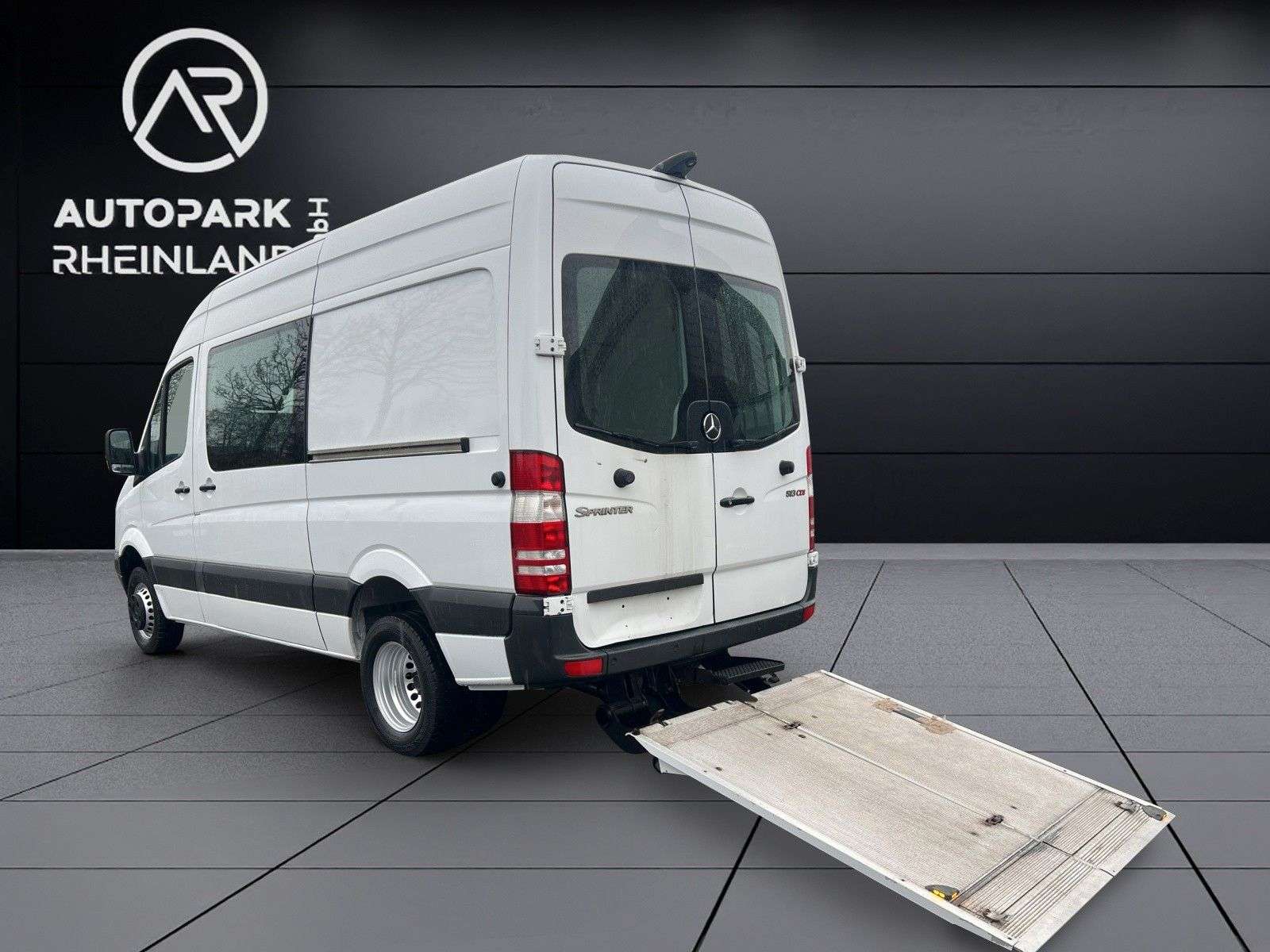 Second hand Mercedes Benz Sprinter 