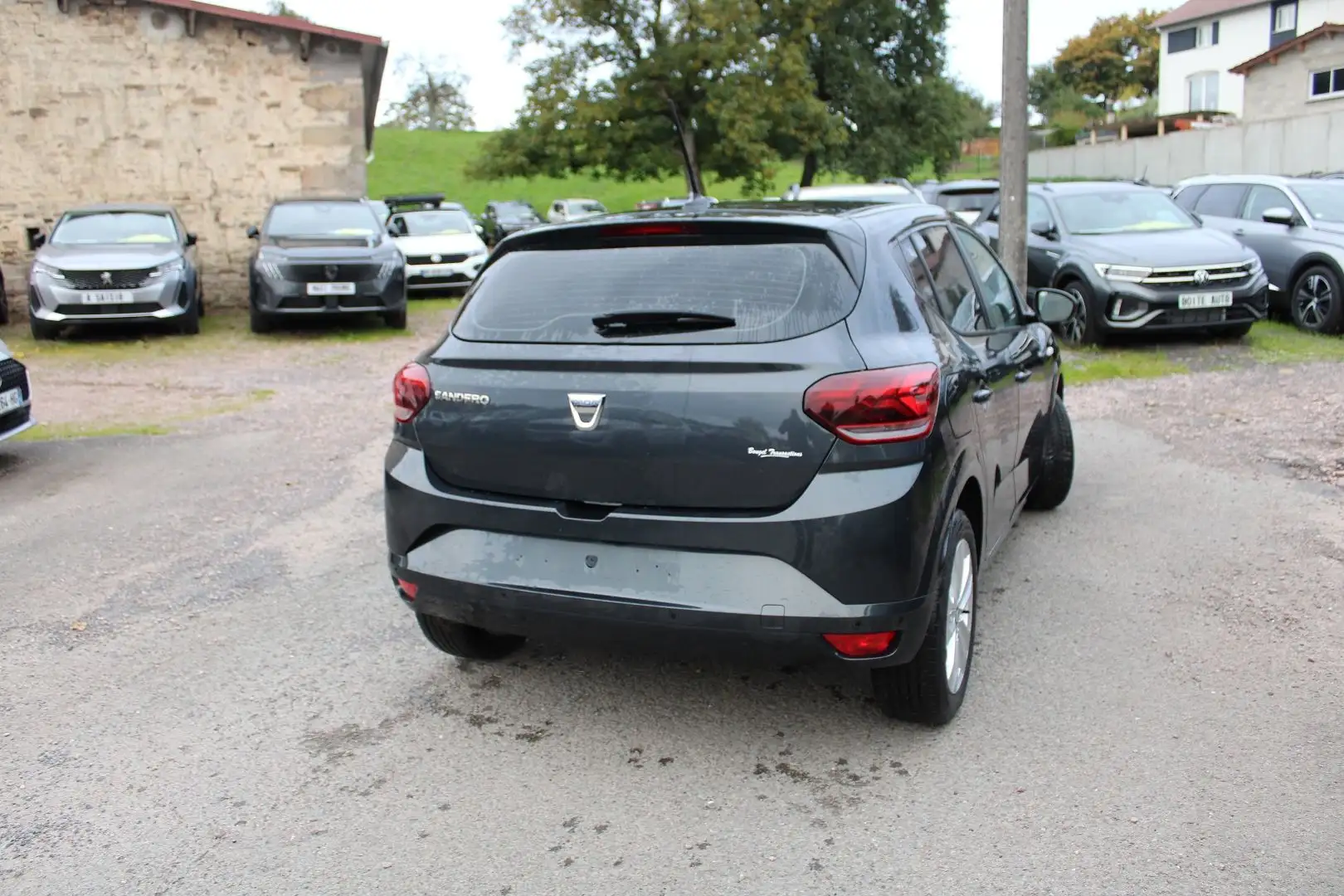 Dacia Sandero CONFORT 90 CV TCE TURBO BV.6 CAMÉRA GPS USB BLUETOOTH RÉGULATEUR CLIM AUTO Grijs - 2