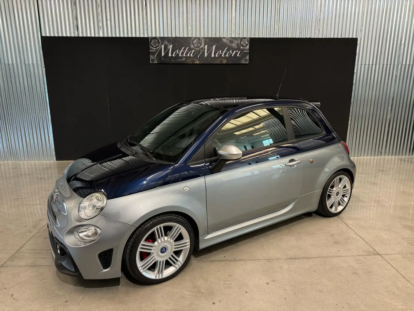 Abarth 500 1.4 16v turbo t-jet 135cv Azul - 1
