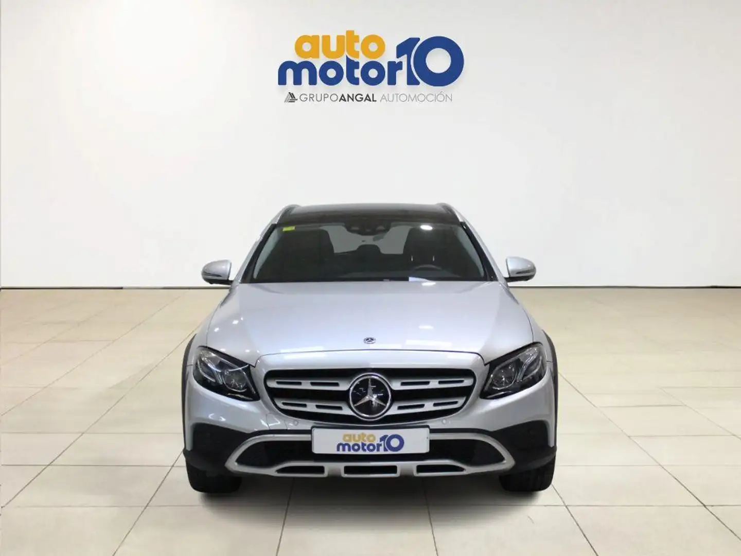 Mercedes-Benz E 220 d 4MATIC All-Terrain - 2