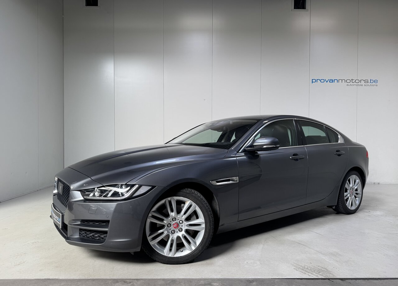 Jaguar XE 2.0 Benzine Autom. - Airco - GPS - Topstaat! 1S... — photo 4