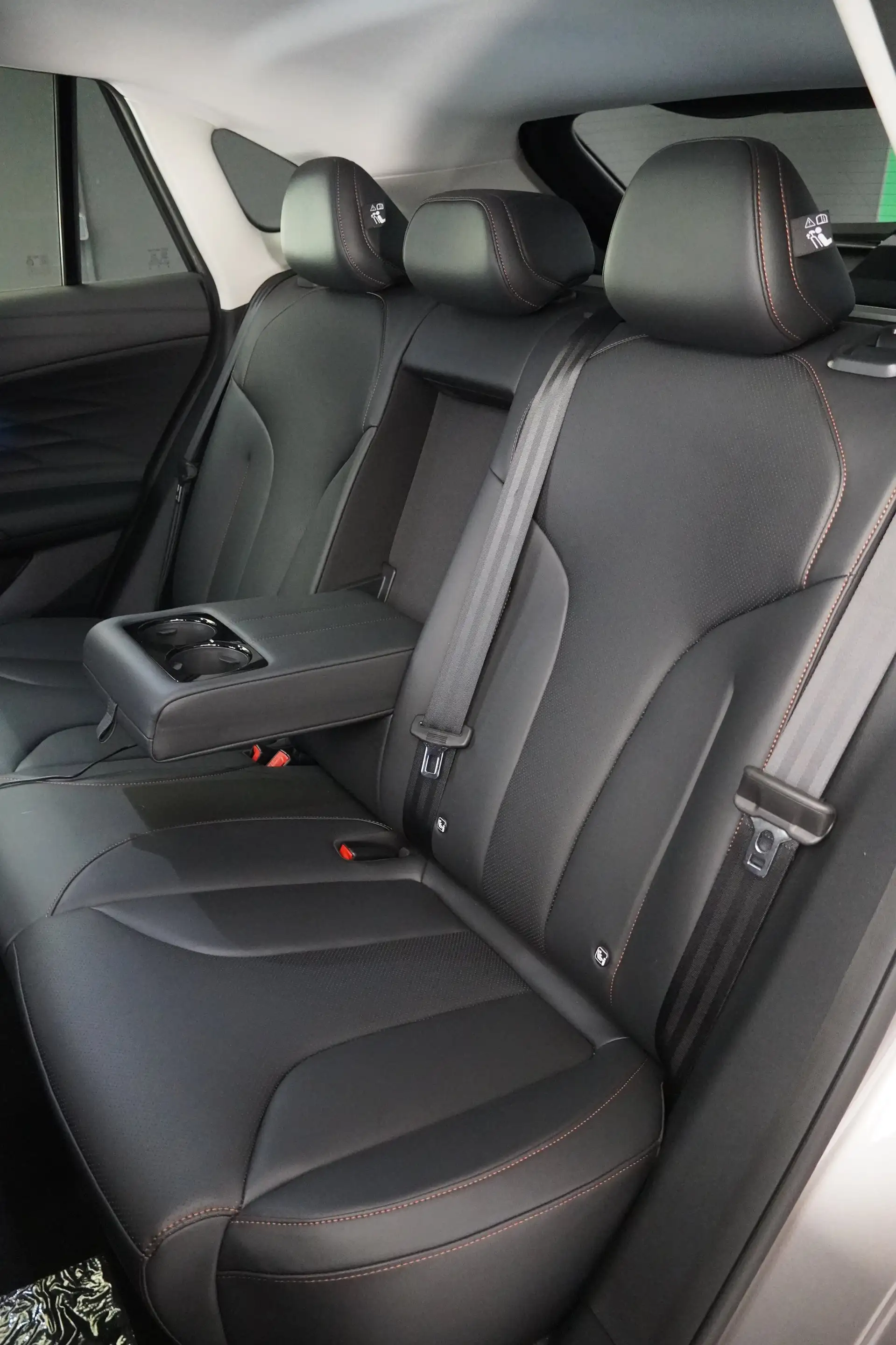 MG HS PHEV+ Luxury GRATIS Winterreifen ab EUR34.990 — photo 20