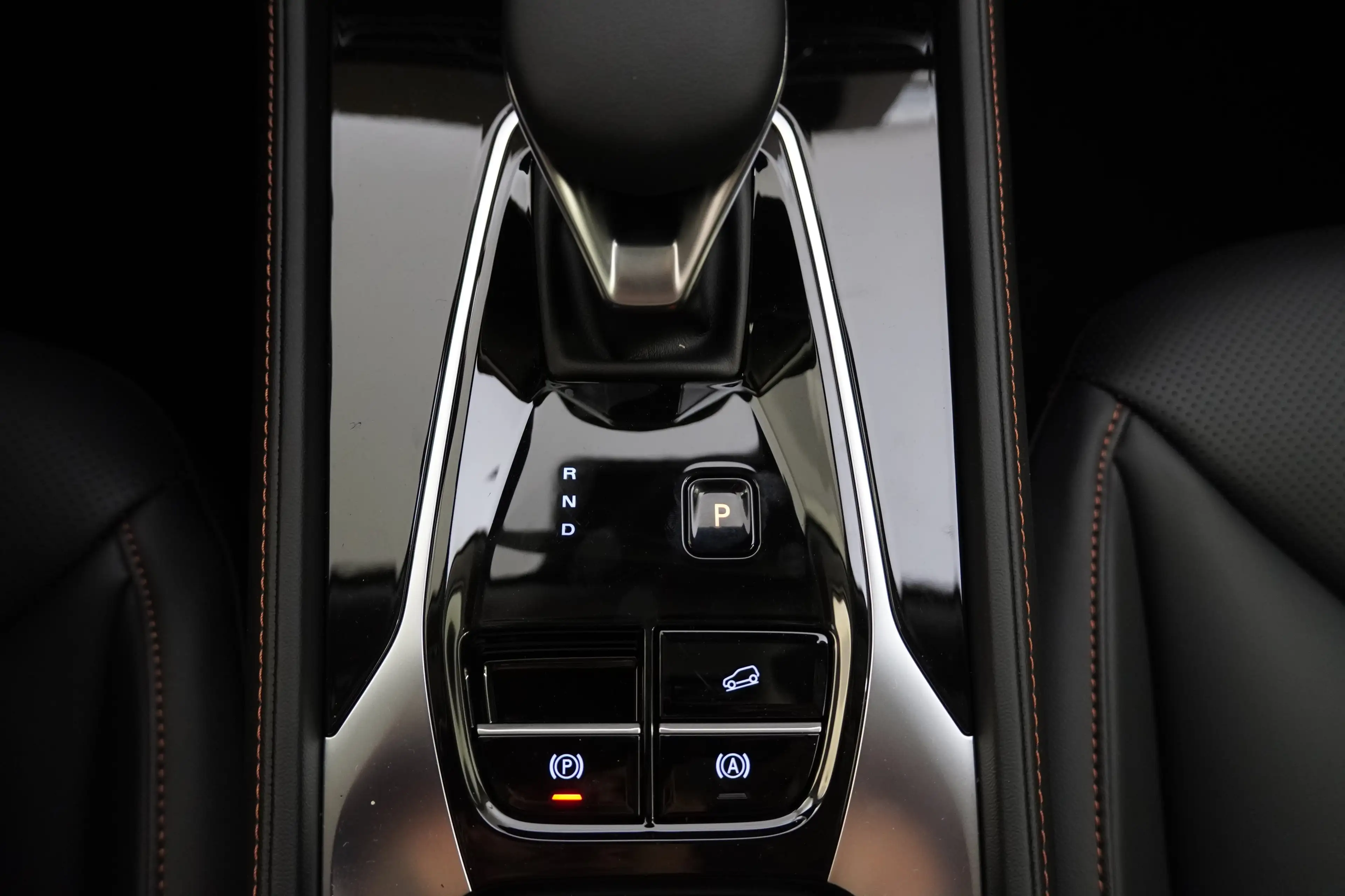 MG HS PHEV+ Luxury GRATIS Winterreifen ab EUR34.990 — photo 18