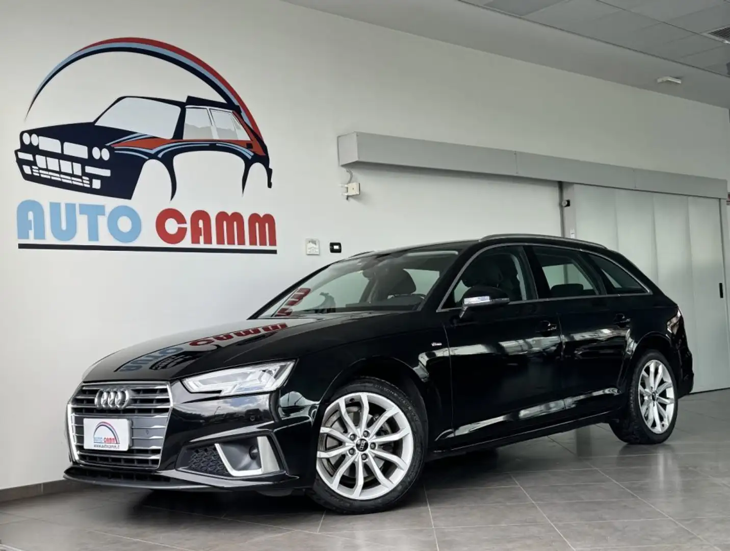 Audi A4 Avant 35 TDI S tronic S line edition SLINE Nero - 1
