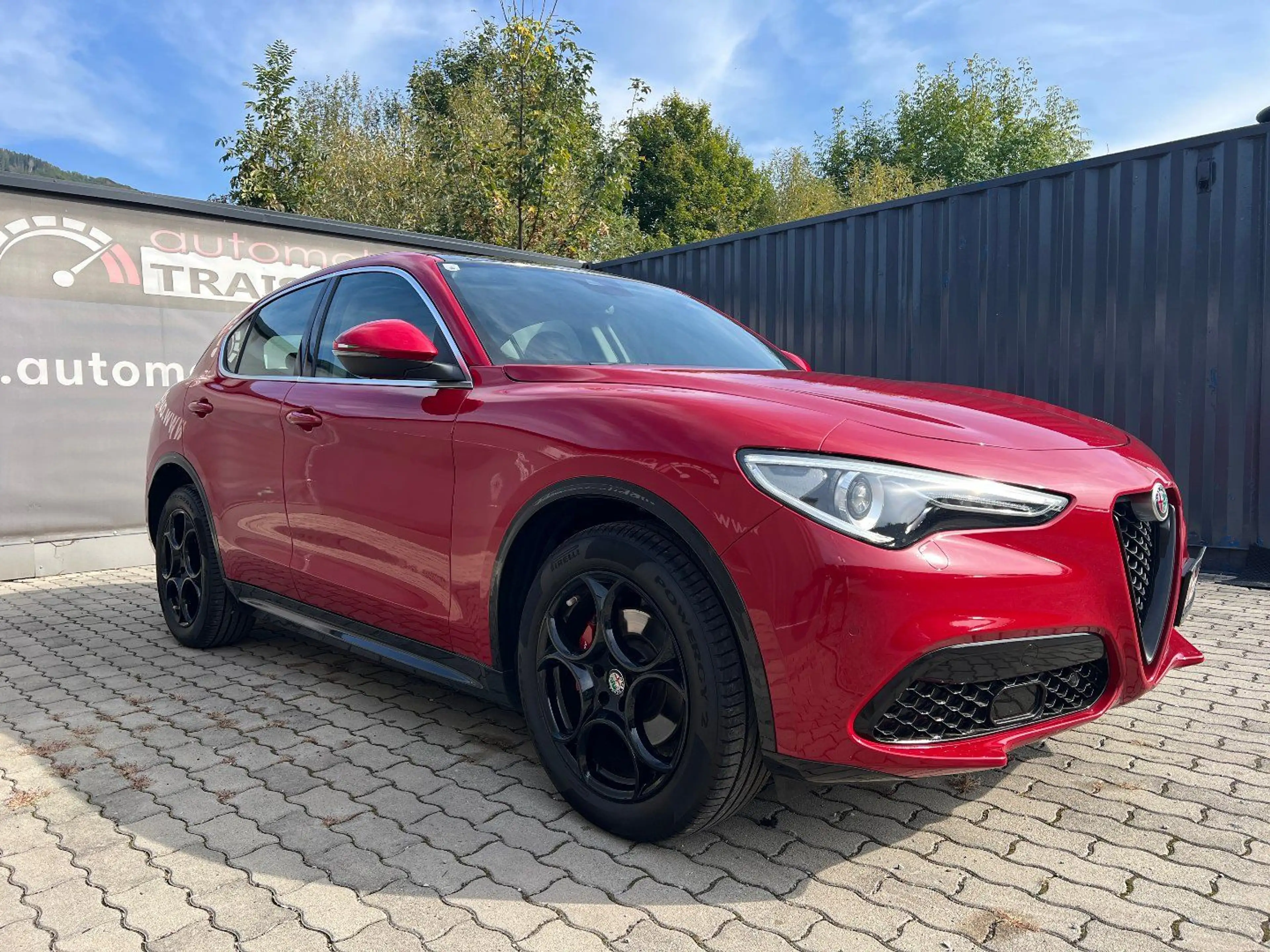 Alfa Romeo Stelvio 2.2 JTDM TI Q4 mit Glasdach — photo 3