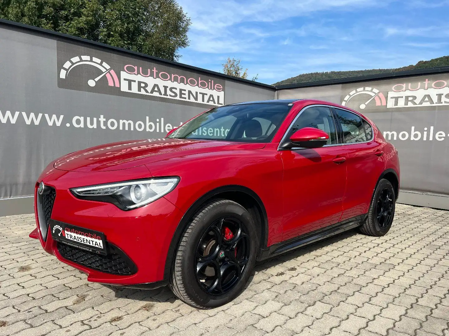 Alfa Romeo Stelvio 2.2 JTDM TI Q4 mit Glasdach Rot - 1