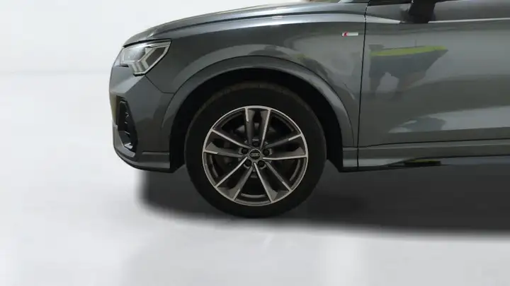 Audi Q3 1.5 Black line 35 TFSI 2022, foto 10
