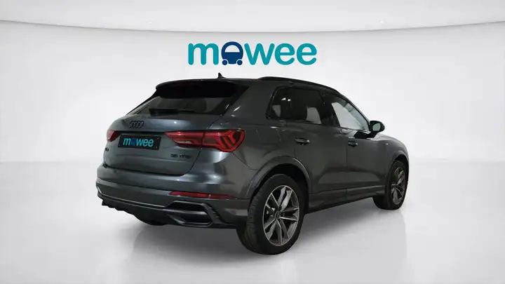 Audi Q3 1.5 Black line 35 TFSI 2022, foto 5
