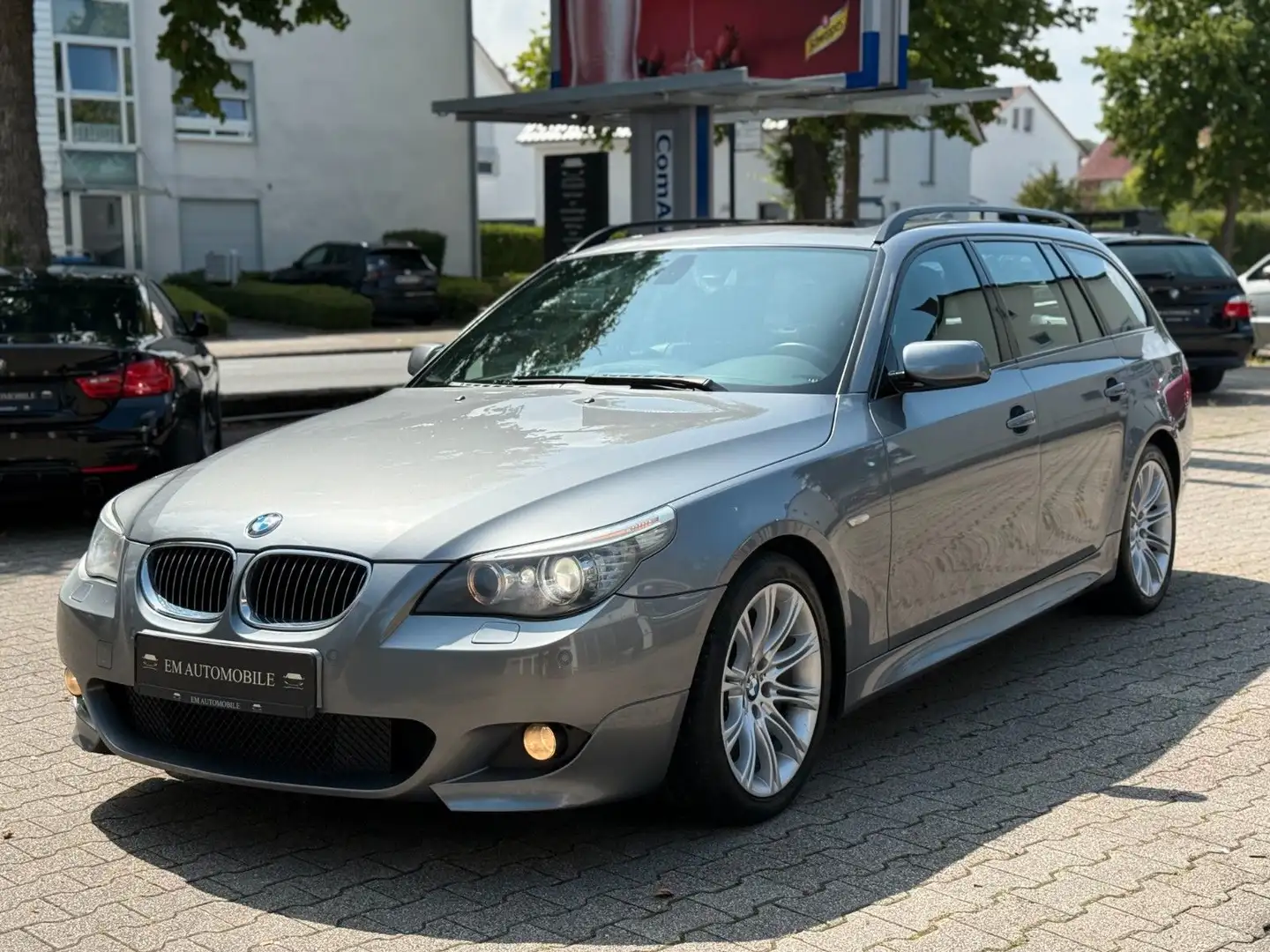 BMW 525 d*197Ps*M Paket ab Werk*8fach*Pano*Ins*HuNEU* Grau - 2