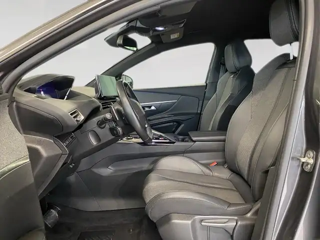 Peugeot 3008 view 7