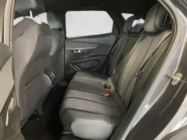 Peugeot 3008 view 8