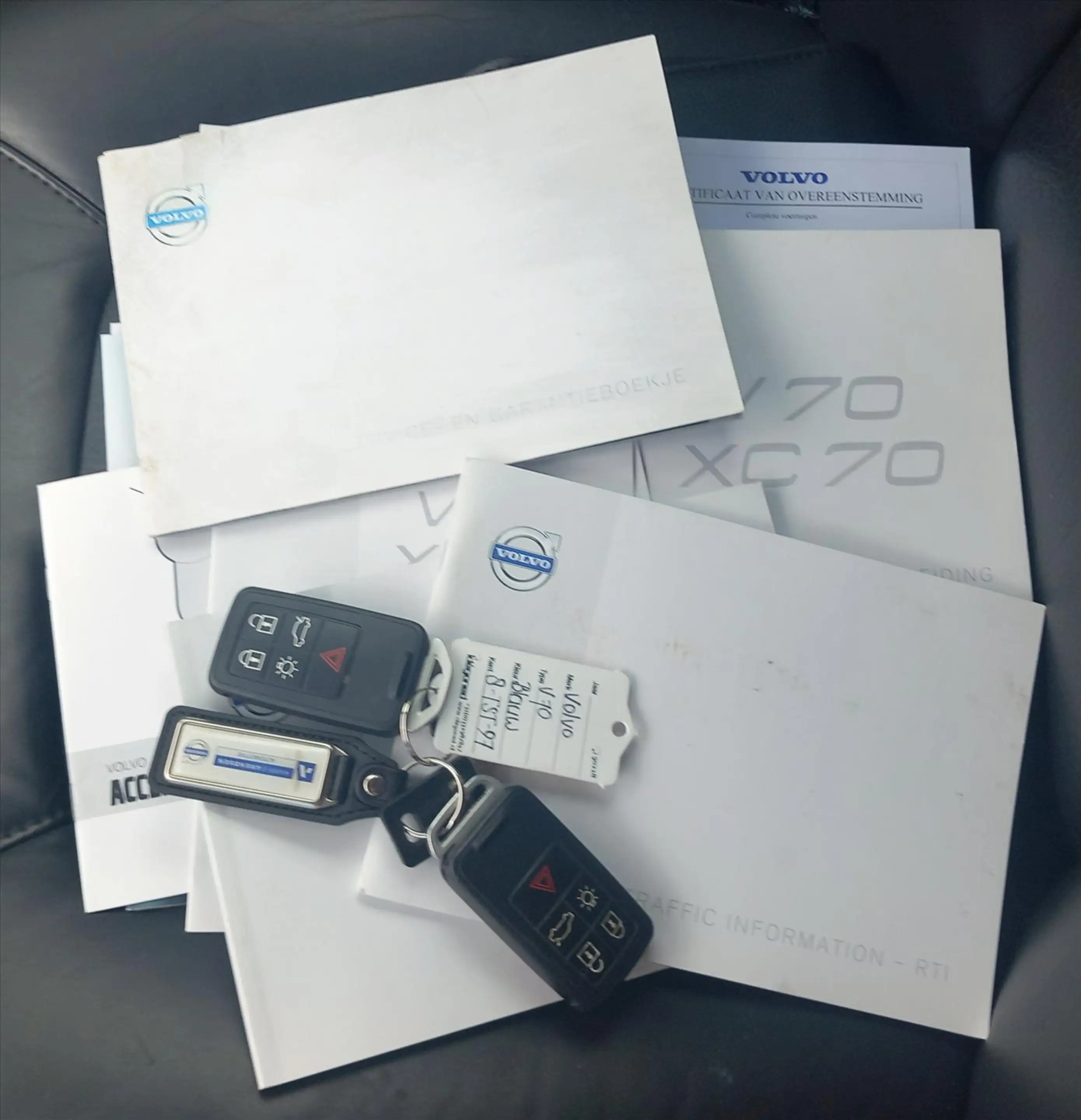 Volvo V70 D2 115pk Start/Stop Powershift Nordic+ — photo 18