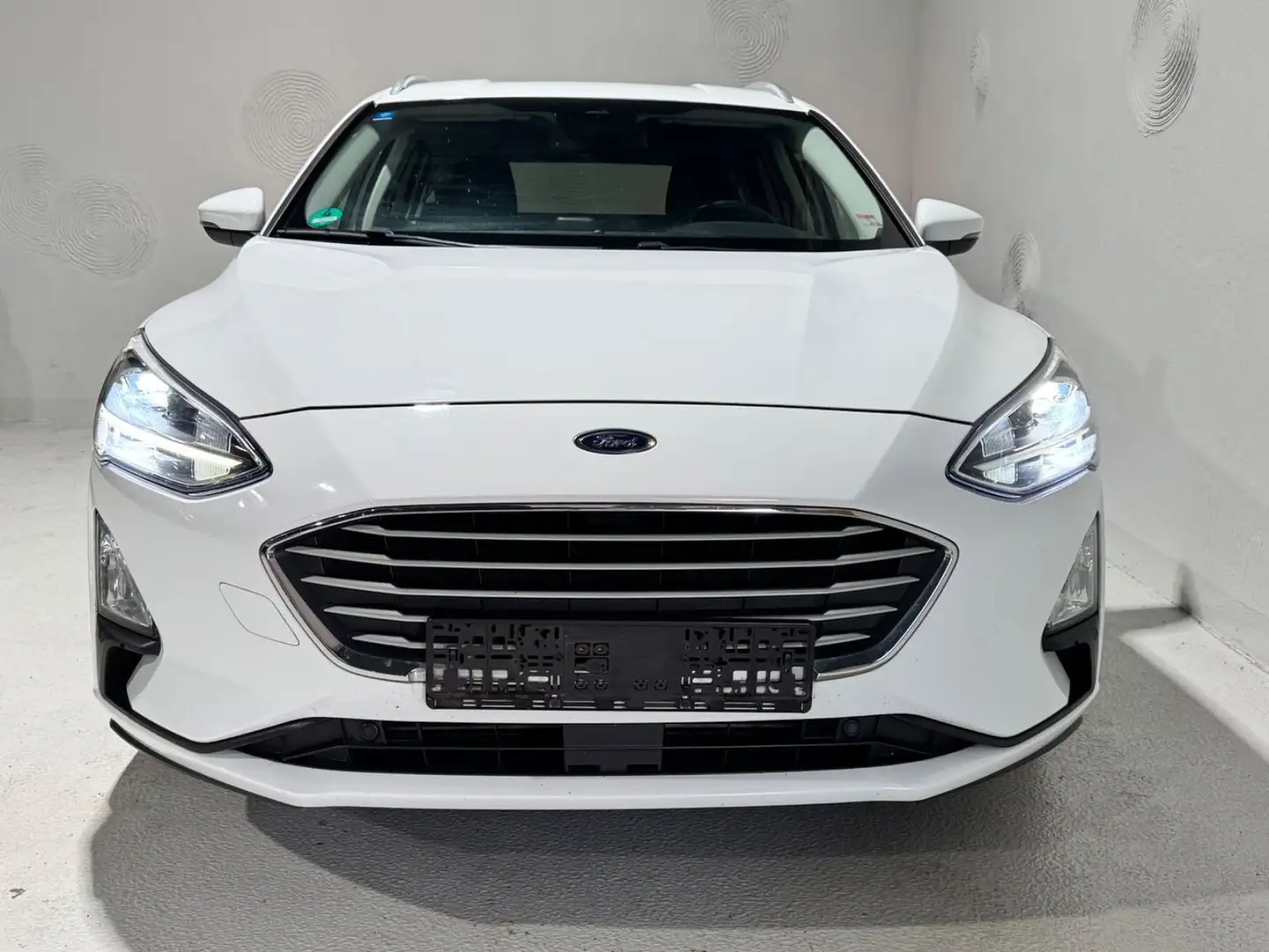 Ford Focus Turnier Cool & Connect*LED*Kamera*1.Hd*Nav Weiß - 2