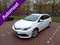Toyota Auris Touring Sports 1.2T Executive BENZINE AUTOMAAT Blanc - thumbnail 1
