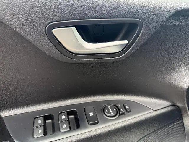 Kia Rio view 13