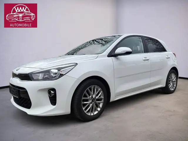 2020 Kia Rio in White for sale