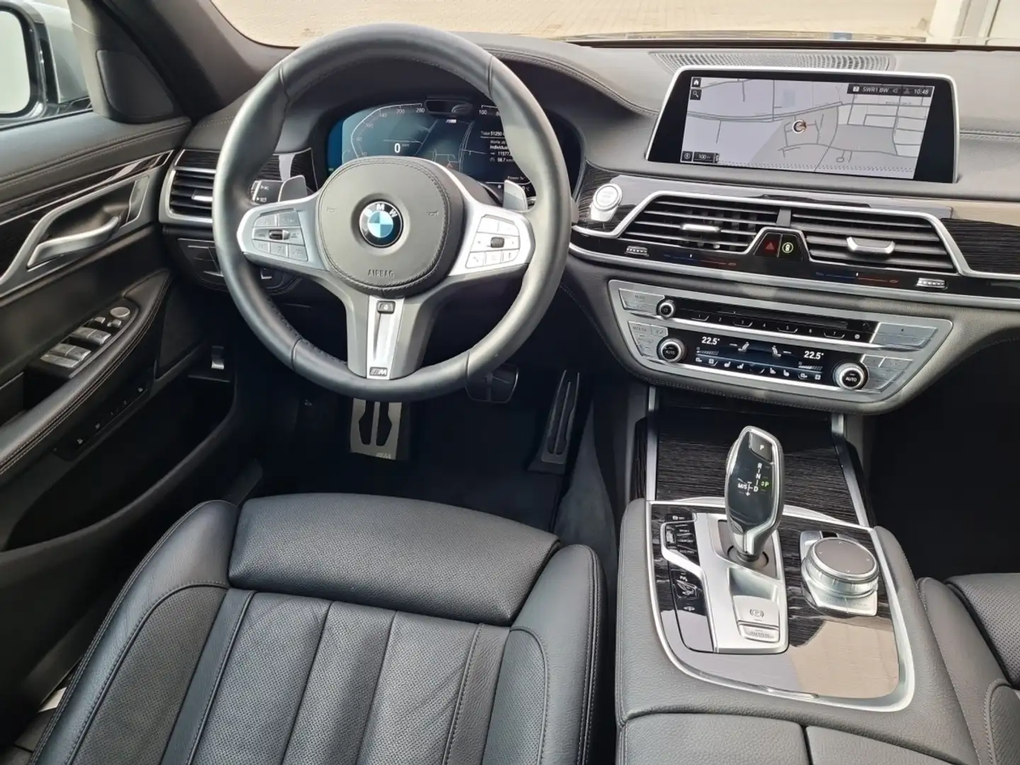 BMW 730 dA Lim.A M Sport Navi.Laser.HuD.ACC.360°.Stan Grau - 2