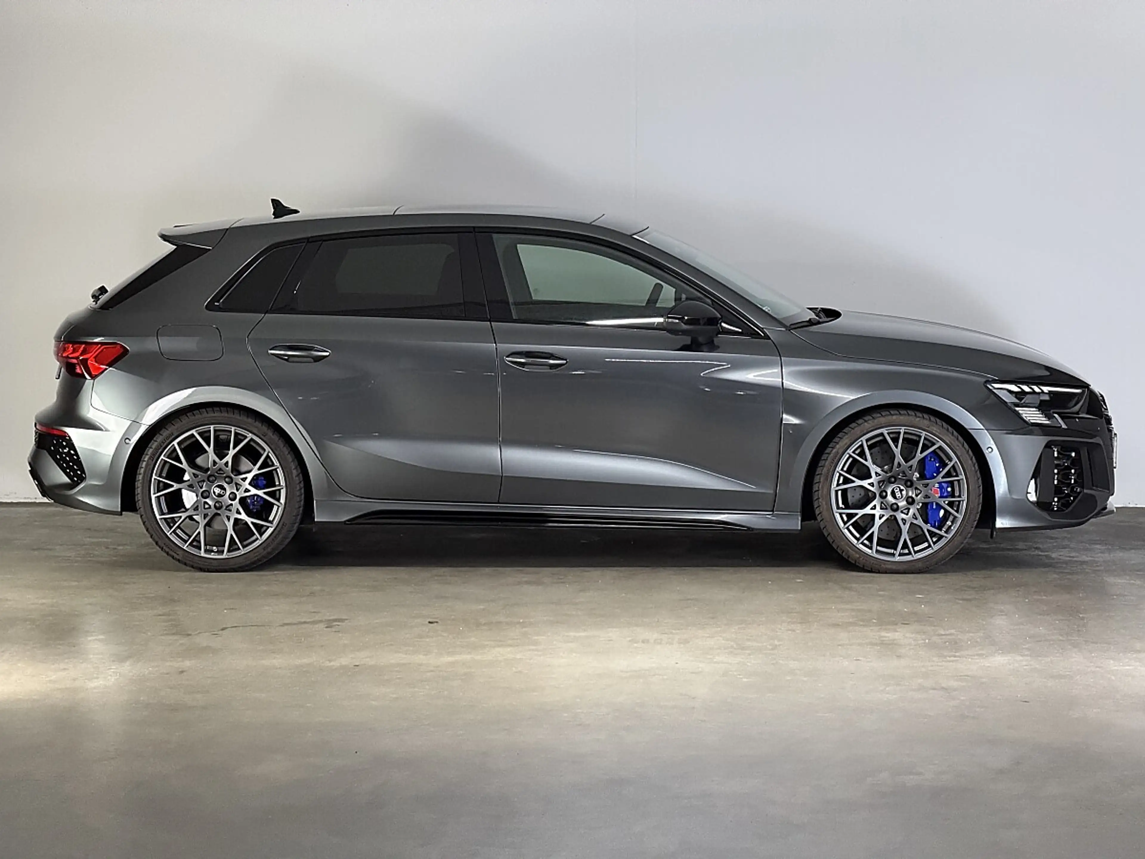 Audi RS3 Performance SB quattro "1 of 300" — photo 6