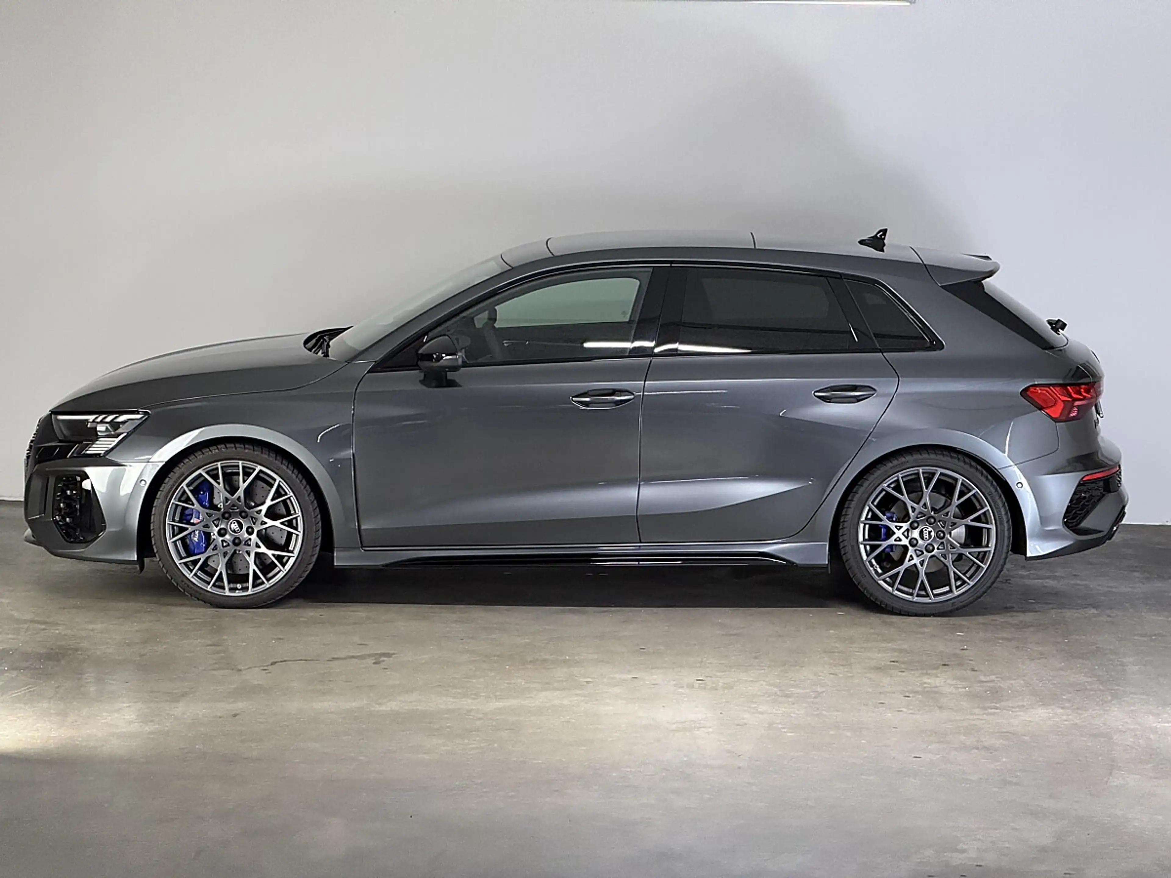 Audi RS3 Performance SB quattro "1 of 300" — photo 7