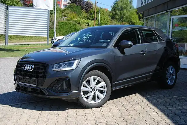 Audi Q2 35 TDI S tronic quattro.StHz.Leder.LED.ACC.