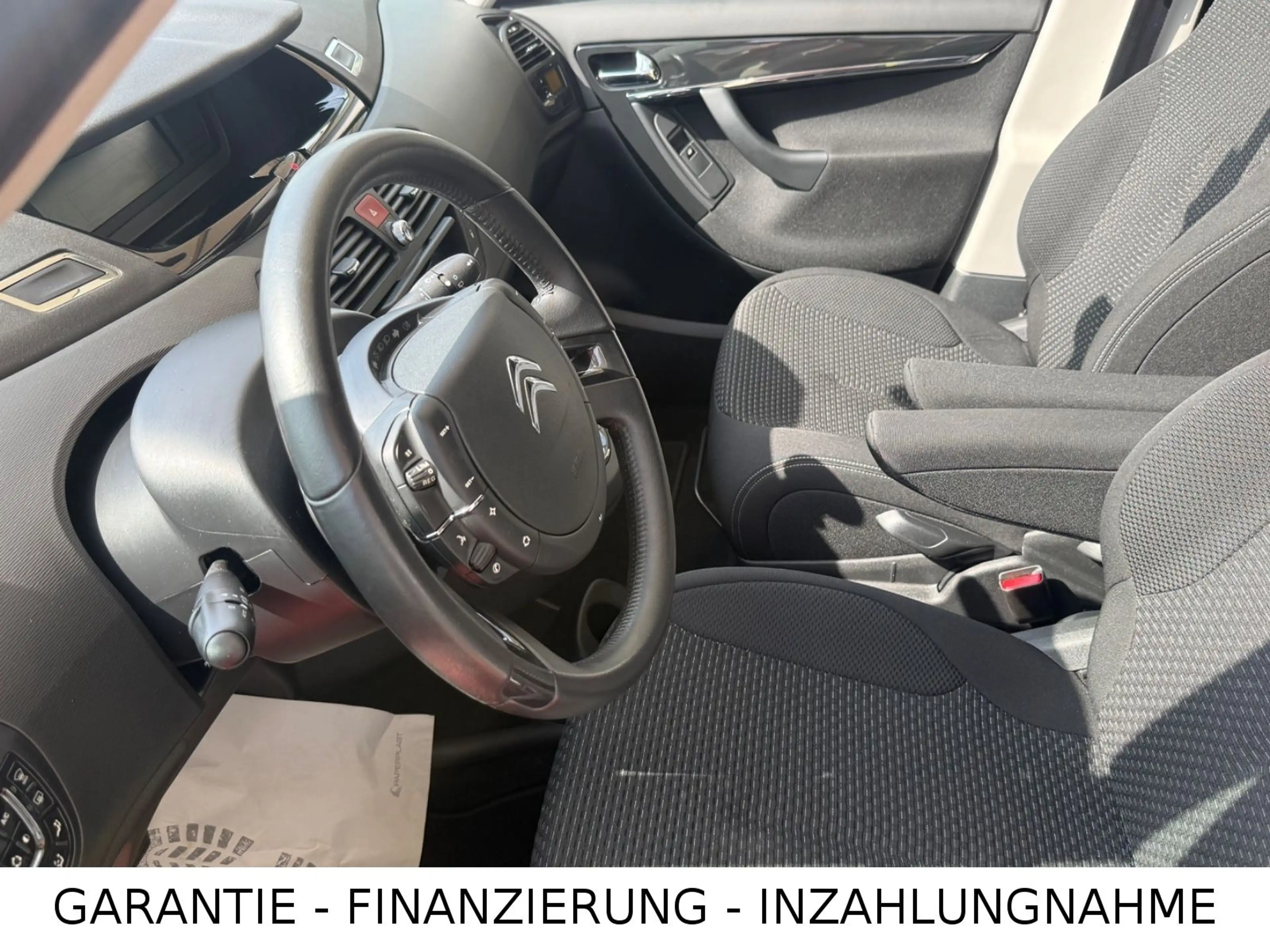 Citroen C4 Picasso Selection/Garantie/WENIG KM/Rentnerfz — photo 10