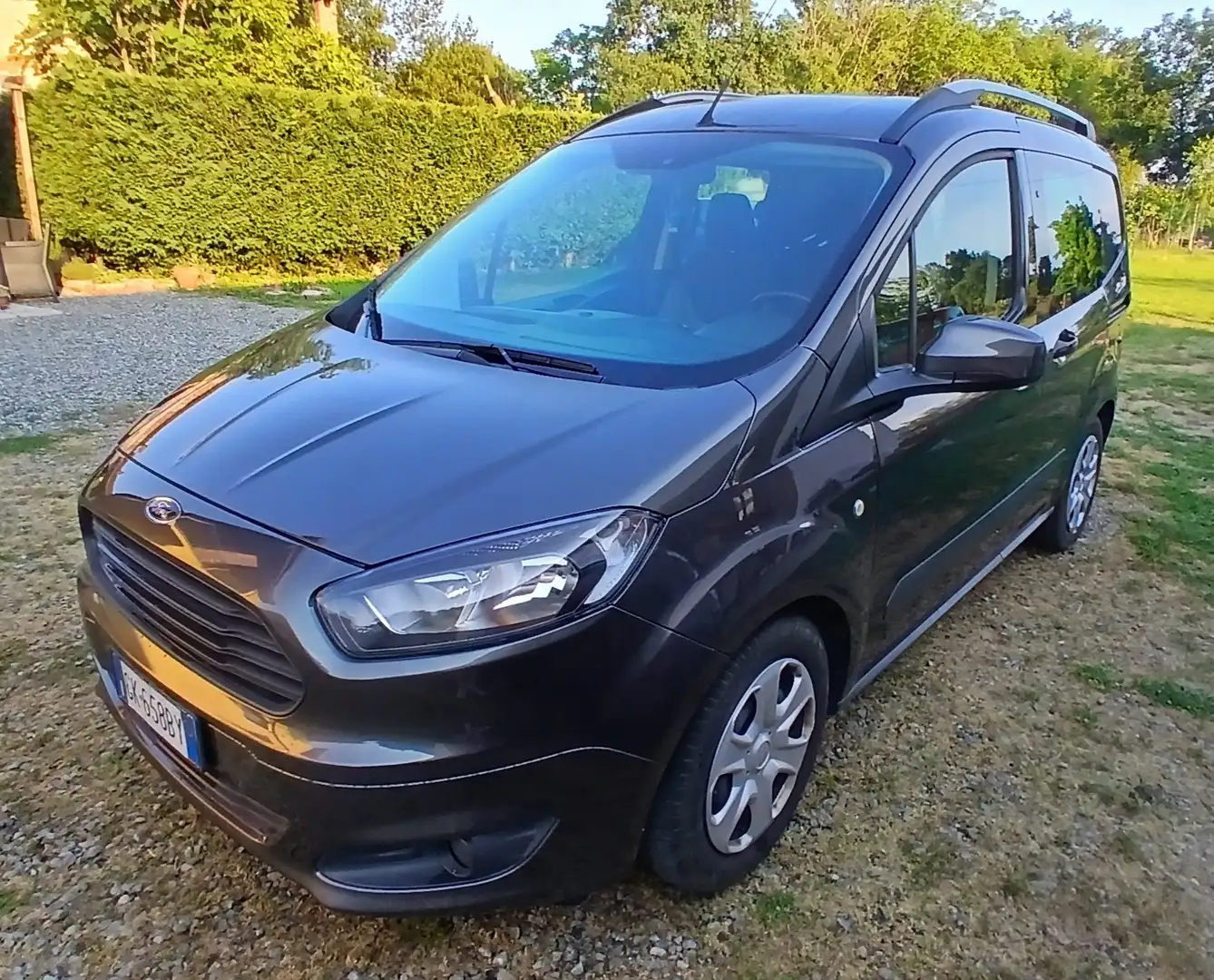 Ford Courier - 1