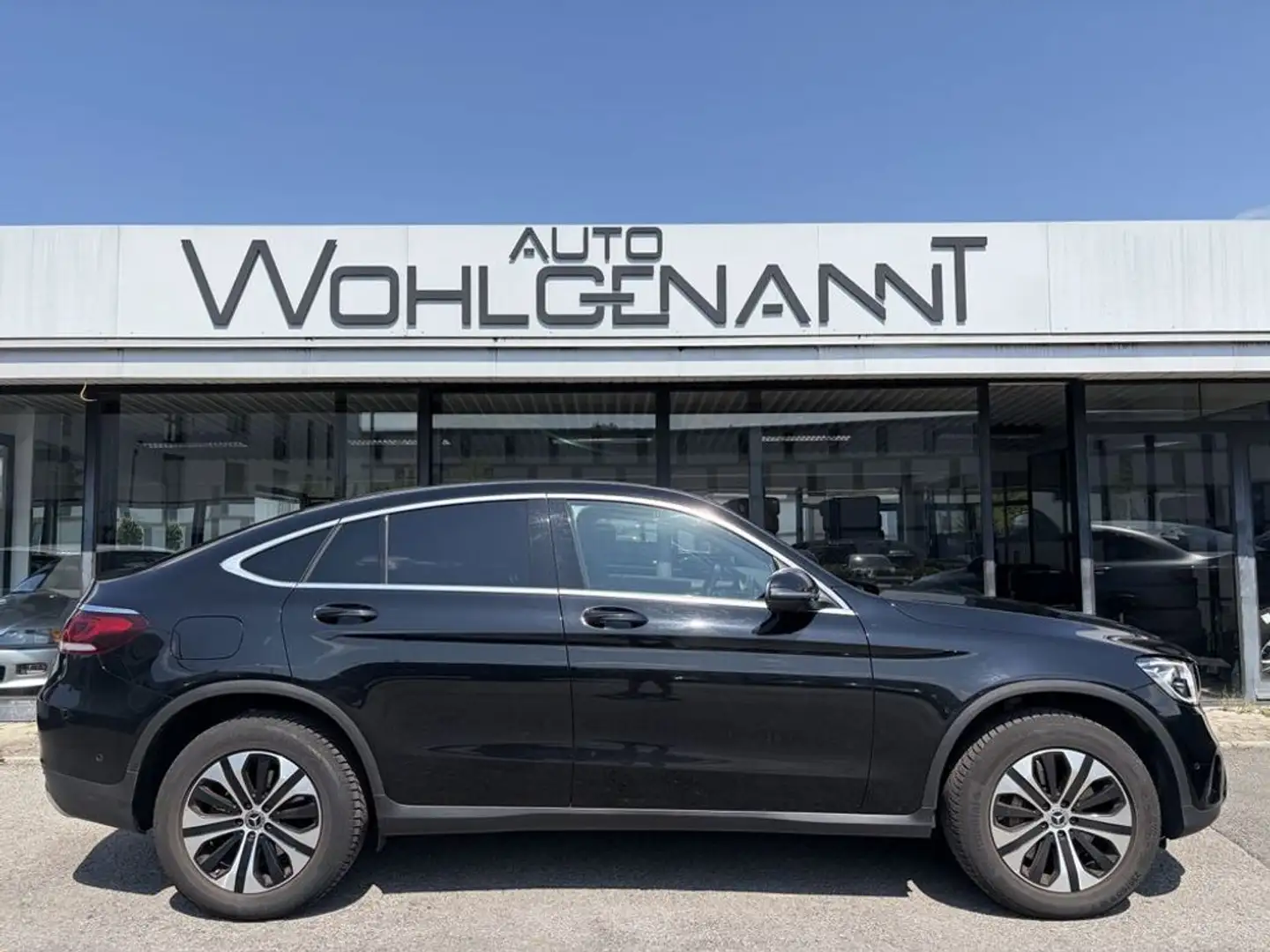 Mercedes-Benz GLC 300 e 4Matic (253.353)Coupe Schwarz - 2