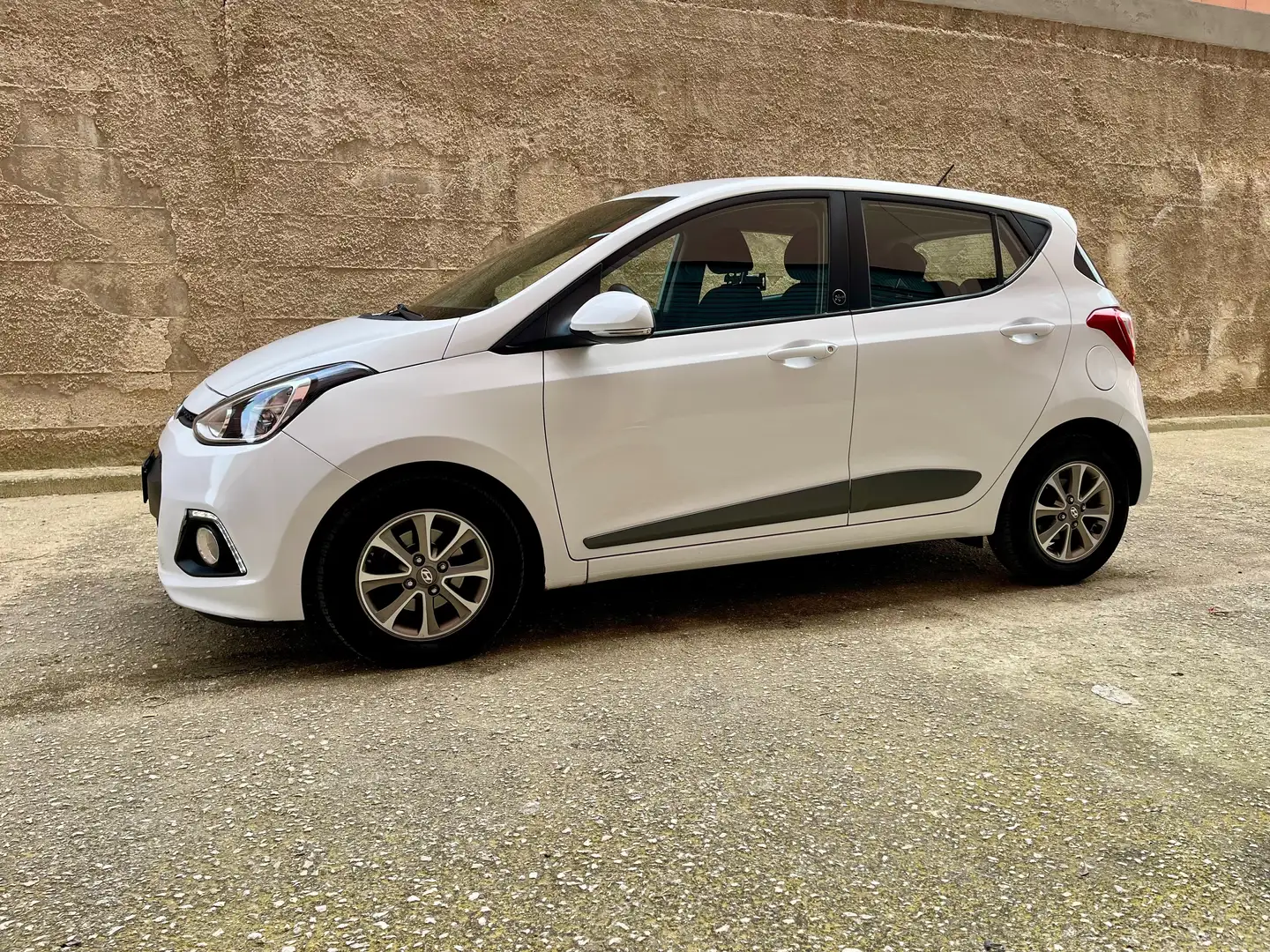 Hyundai i10 GPL SOUND EDITION Bianco - 1