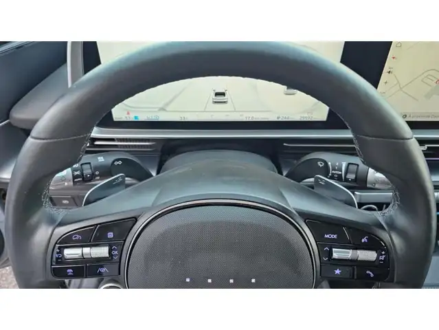 Hyundai Ioniq 6 view 6